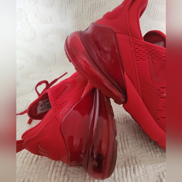 Nike Air Max 270 University Red - Picture 6 of 8